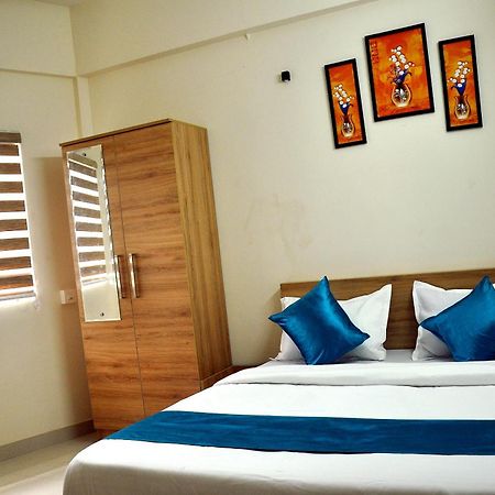 Marhaba Palace Kozhikode Esterno foto